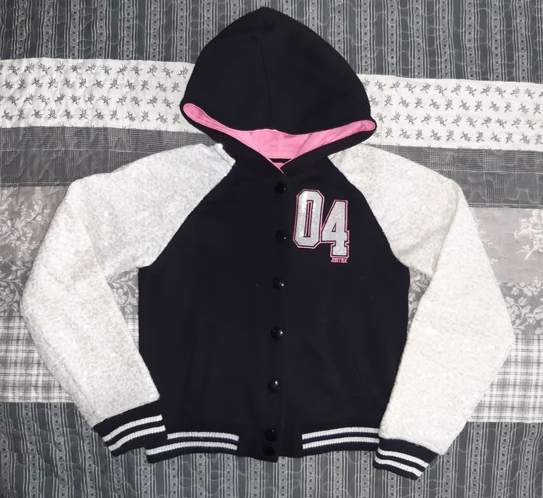 Анцунг+блузка ръст 122-128см.