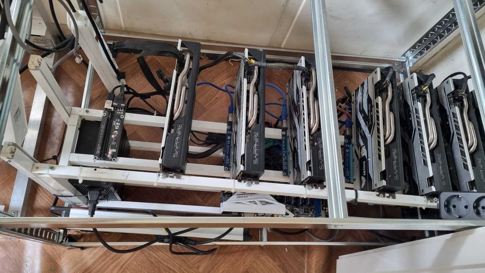 6x 570 8GB Mining Rig Копачка за криптовалути