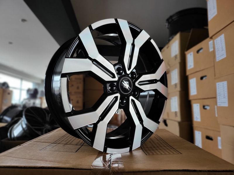 17цола DACIA 5x114.3 Дания 5х114.3