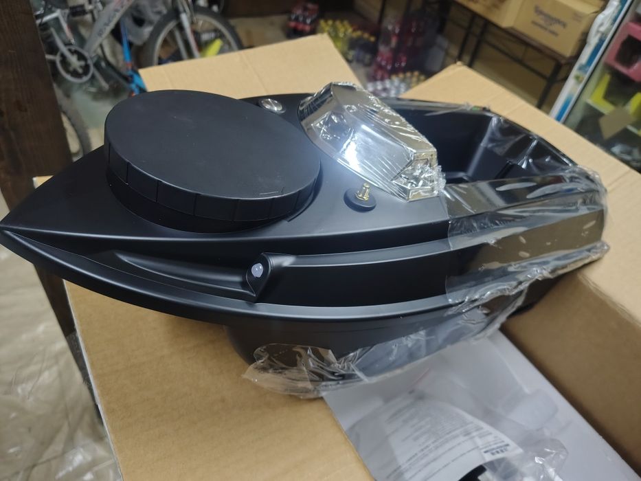 Flytec  V030  чисто нова не е пускана в вода