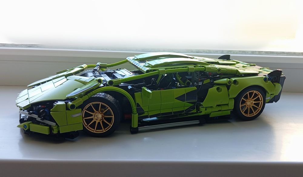 Зеленая ламборгини Конструктор