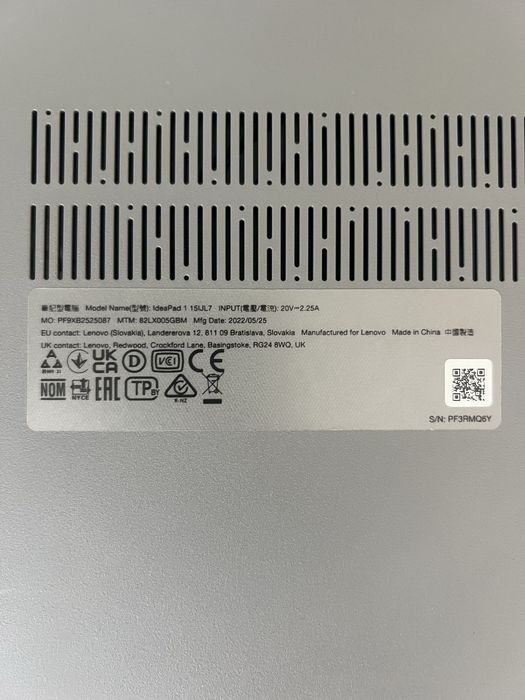 Lenovo IdeaPad 1 - лаптоп в отлично състояние