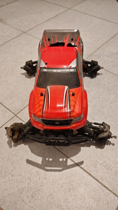 HPI Savage 25 roller