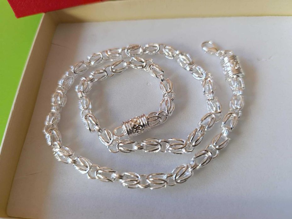 Различни 12 модели!Цена 95/175 лв. Масивен,нов сребърен ланец в кутия.