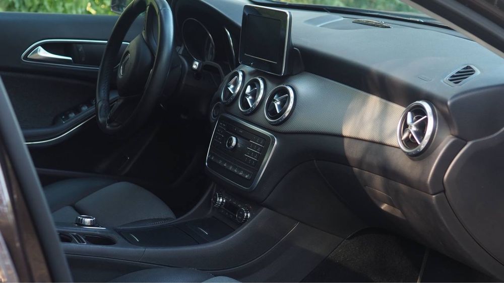 Продавам Mercedes GLA 200d, 2016 г.