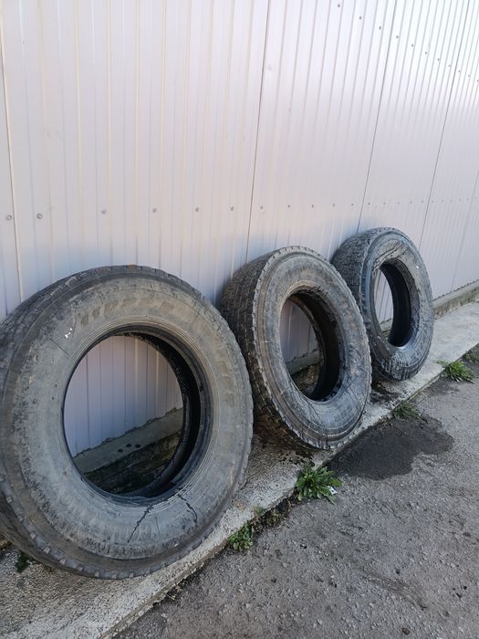 Хорошие калёса для грузовы11R22.5
