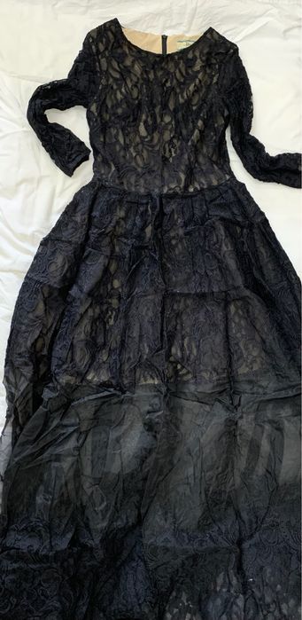 Продам несколько платьев