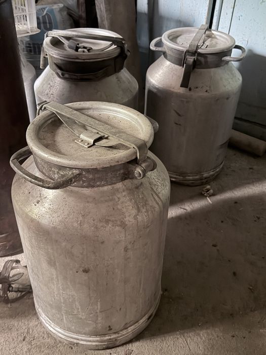 Продаются алюминиевые молочные бидоны фляги