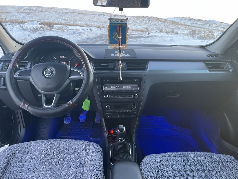 Шкода рапид в отличном состоянии