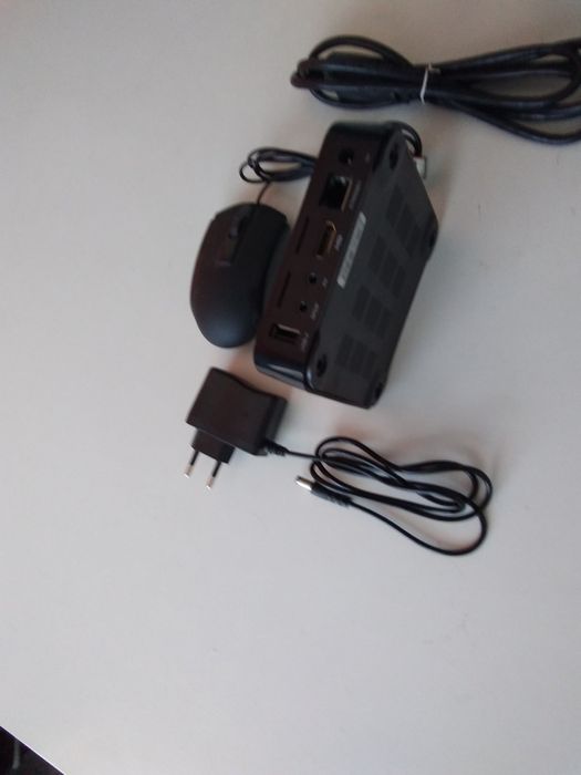 Страхотен и бърз и мощен TV-Box