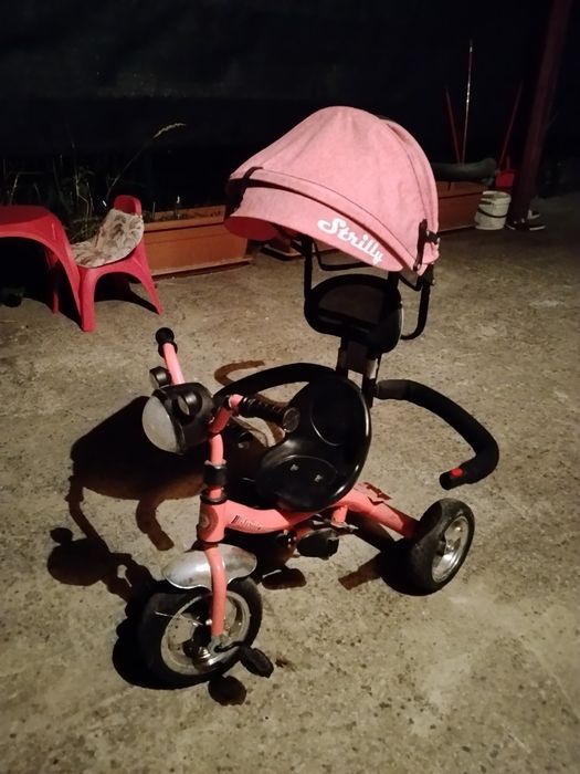 Vând tricicleta copii.100 lei.