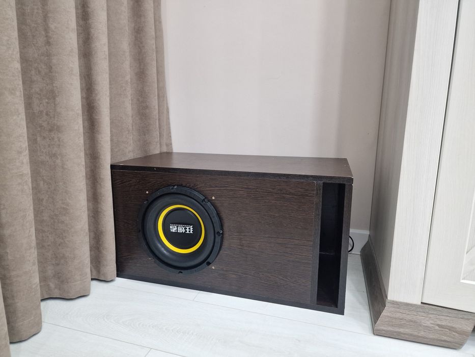 Продам сафбуфер подходит для дома и для автомобилей