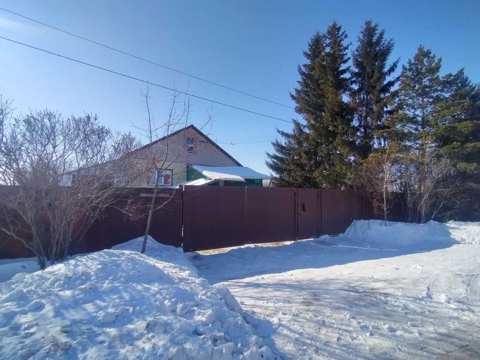 Продажа жилого дама с центральными коммуникациями.