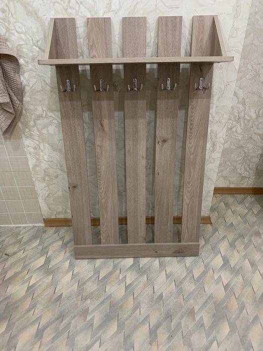 Вешалка в прихожую  из ЛДСП
