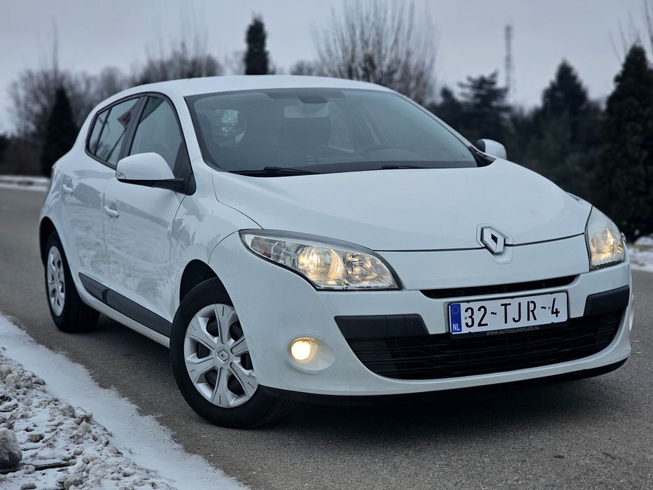 Renault Megane 1.5 dci / 2012 / Euro 5 / Navi /