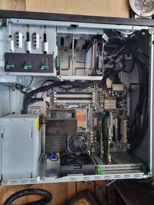 vand calculator workstation Hp Z420..Xeon E5-1603..quad core..24 Gb