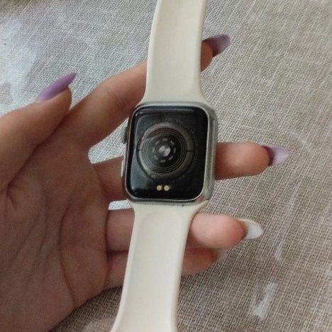 Наручные часы блютуз