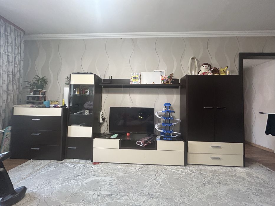 Горка для гостиной