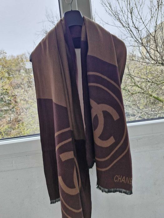 Esarfa  firma nefolosita 63 cm×200 cm deosebit.