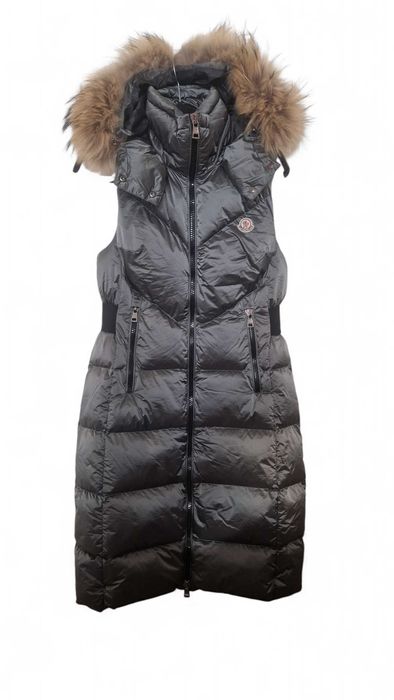 Moncler дълъг елек с качулка