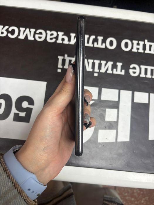 Продам Samsung A52