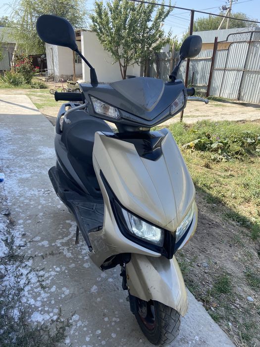 M8 мопед жүрілген