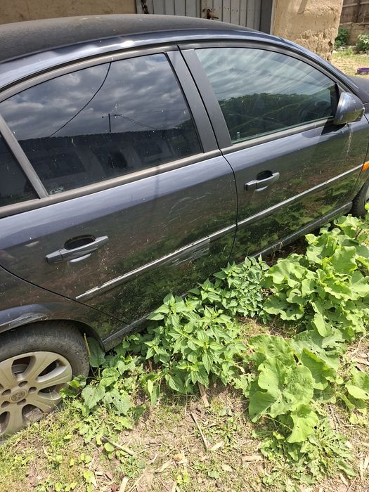 Opel vectra C înscris doar ca nu are itp si asigurare
