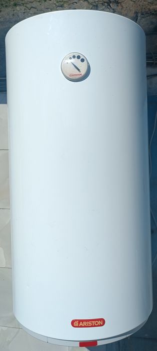 Продам Аристон в рабочем состоянии