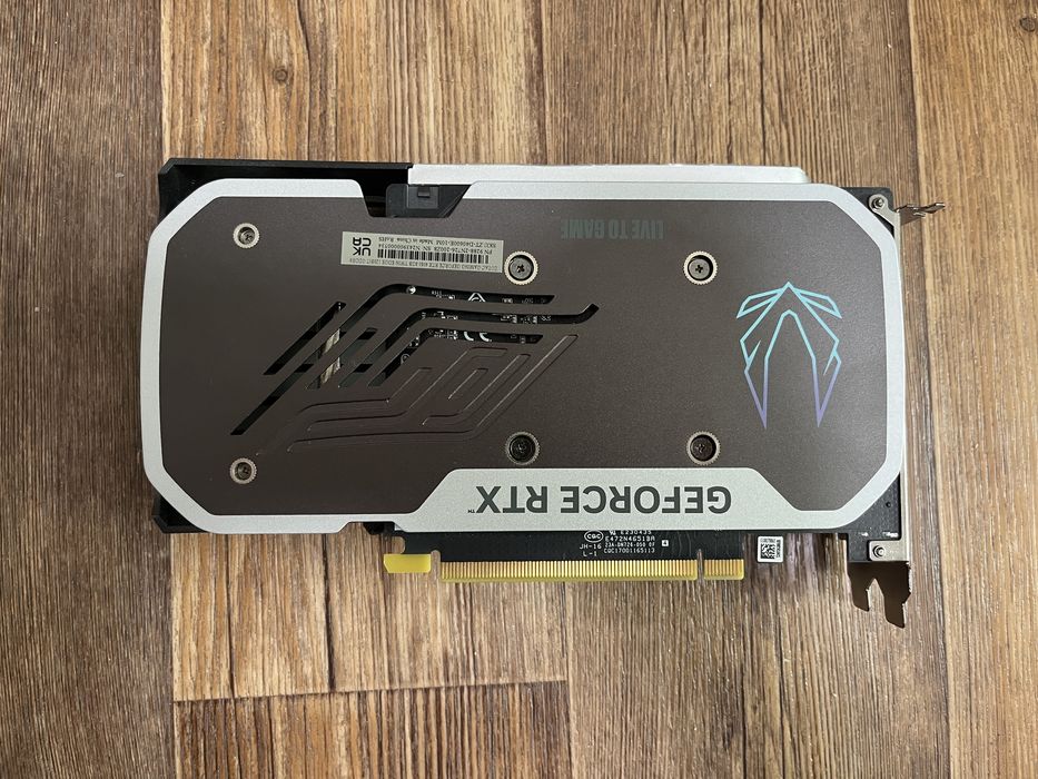 RTX-4060 в идеальном состоянии