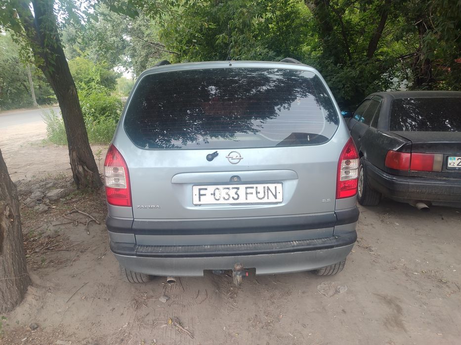 Продам Opel Zafira