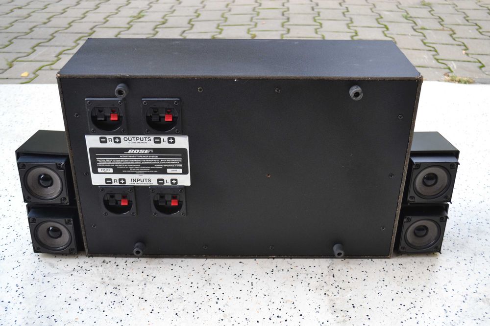 Subwoofer pasiv Bose Acoustimass + 2 sateliti Cube