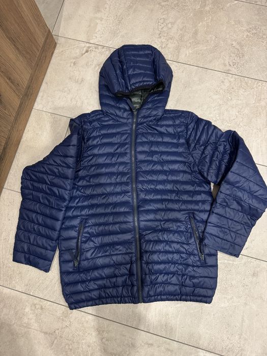 Олекотено яке Reserved подходящо за момче размер 164 см