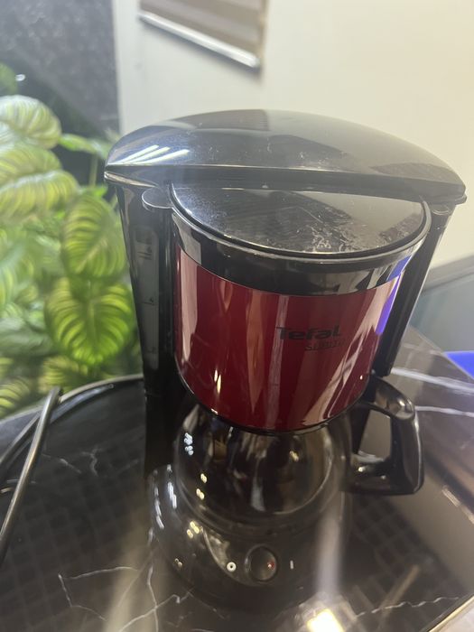 Продается кофеварка в хорошем состоянии