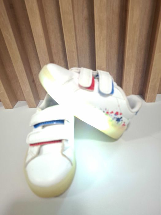 Adidasi Adidas si Next cu lumini marimea 20 si 21