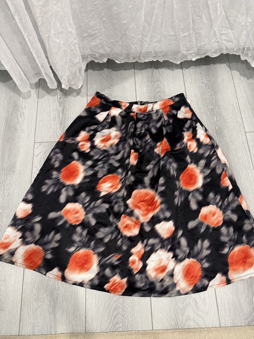 Продам юбку новая