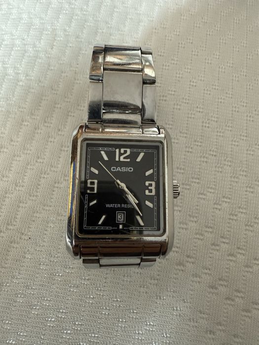 Vand ceas dama Casio LTP-1336D 150 lei