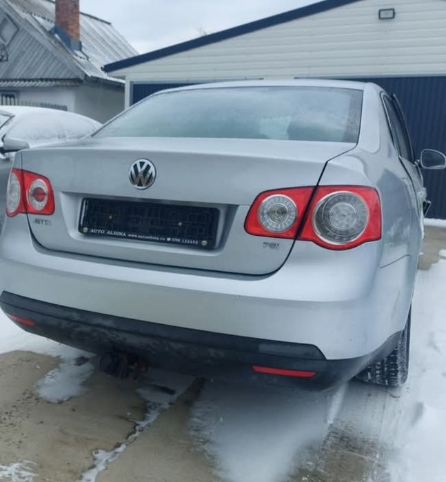 Bara spate LA7W Vw Jetta model 2005-2010
