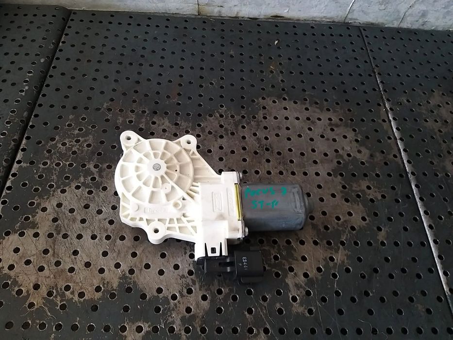 Motoras macara stanga fata ford focus 3 facelift a65064112