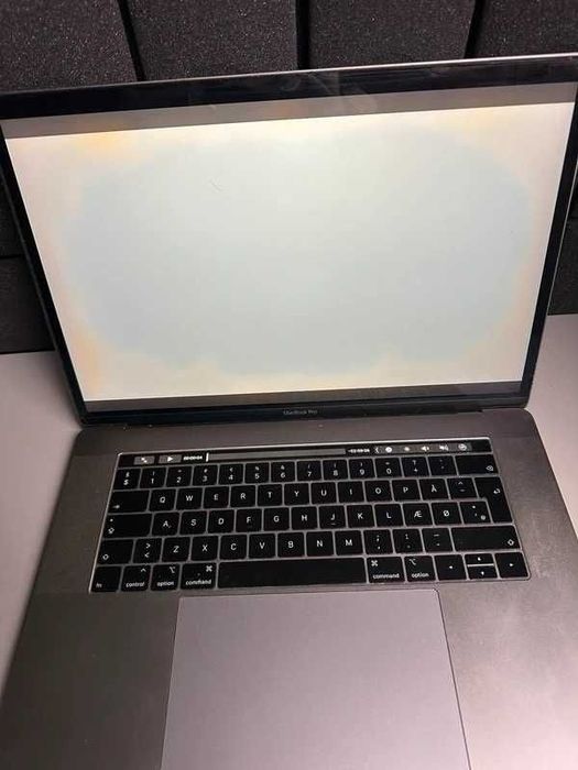 Apple MacBook Pro 2018 32gb 512gb