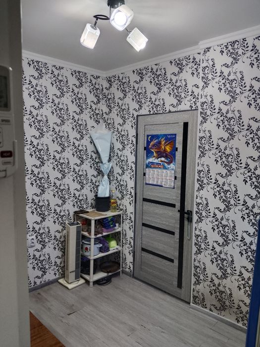 Срочно продаю однокомнатную кварт в бывшем общежитии