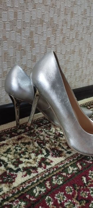 Туфли серебристый