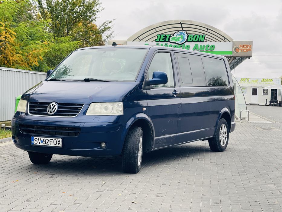 VOLKSWAGEN Caravelle