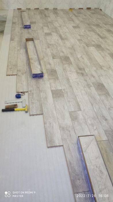 Укладка ламината. Профессионально.