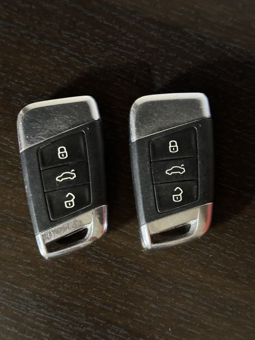 Cheie metalica originala  VW  Volkswagen GTE  GTI  keyless
