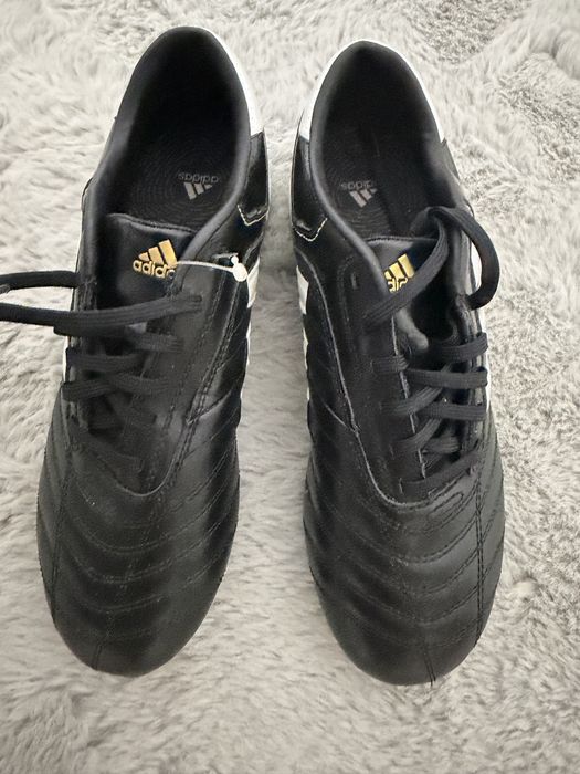 Футболни бутонки Adidas 38номер