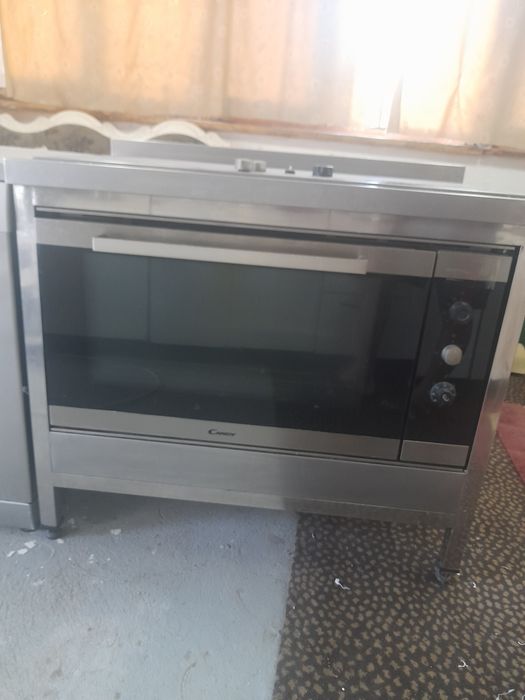 Продам электро духовку