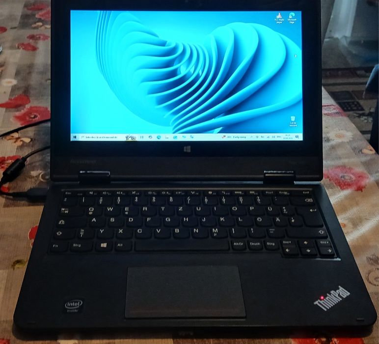 Laptop lenovo ThinkPad yoga 11e