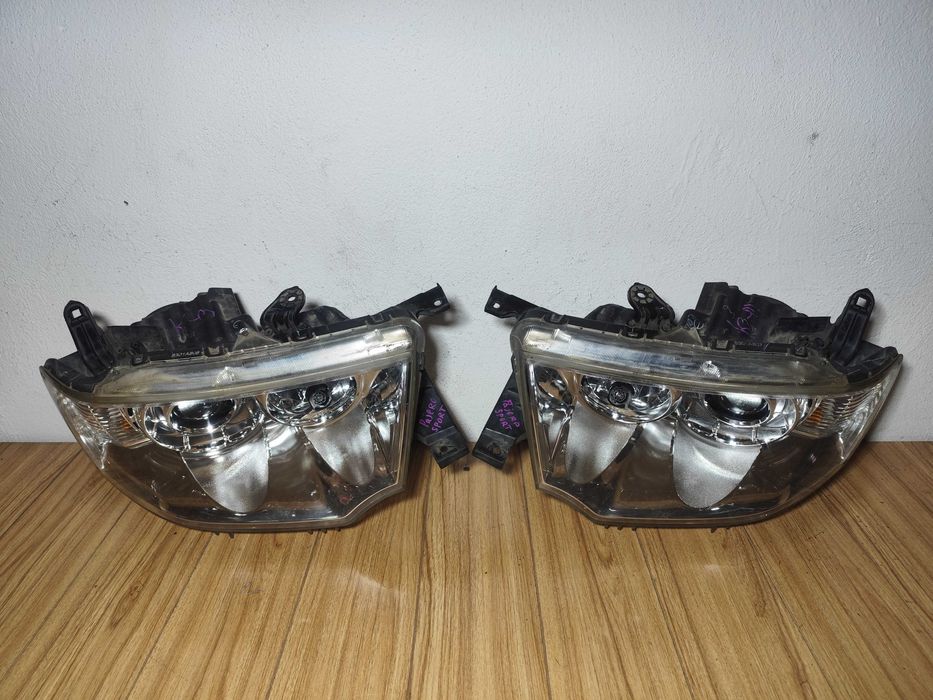 Фары 2шт Mitsubishi Pajero Sport 08-16 L200 Митсубиси Паджеро Спорт