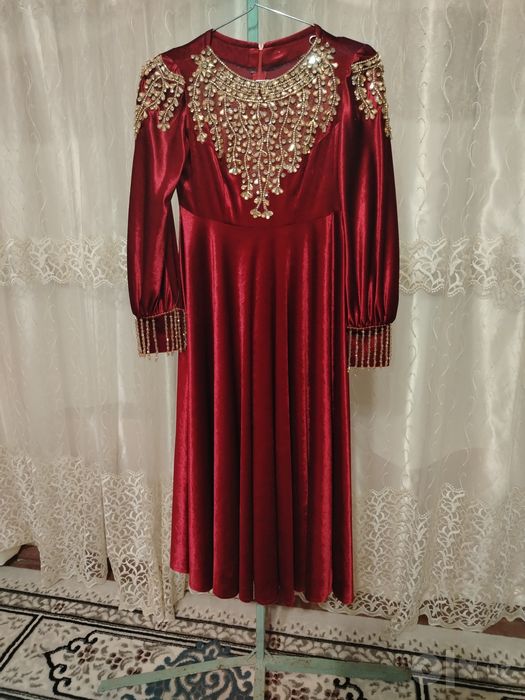 Vechirniy kuylak razmiri 46-48