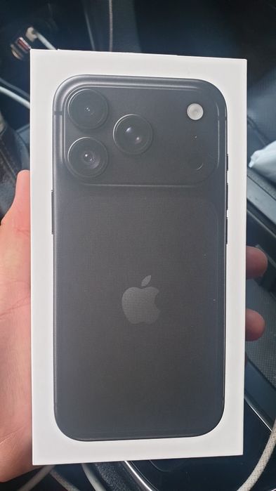 Продам Iphone 18pro 512GB